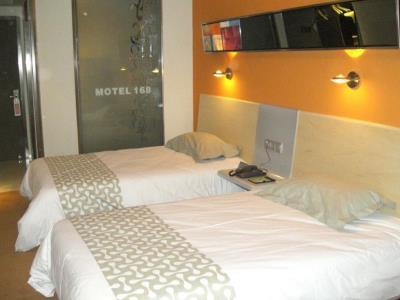 Da Zhong Hotel Indoor Stadium Xuhui Sanghaj Kültér fotó